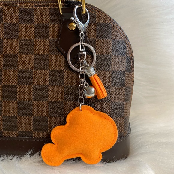 Clownfish Keychain bag charm Key Ring Orange Bling Tassel Summer Gift New - Picture 2 of 2